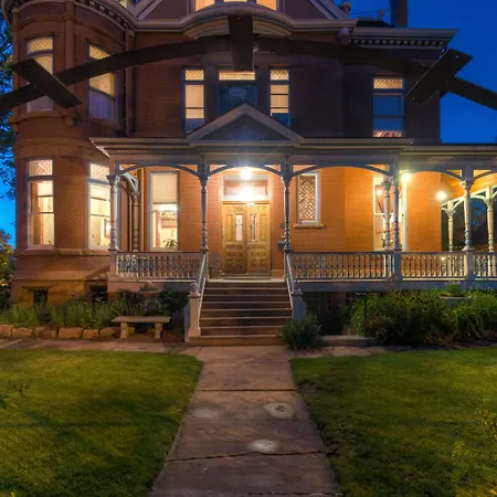 Lumber Baron Inn And Gardens-3